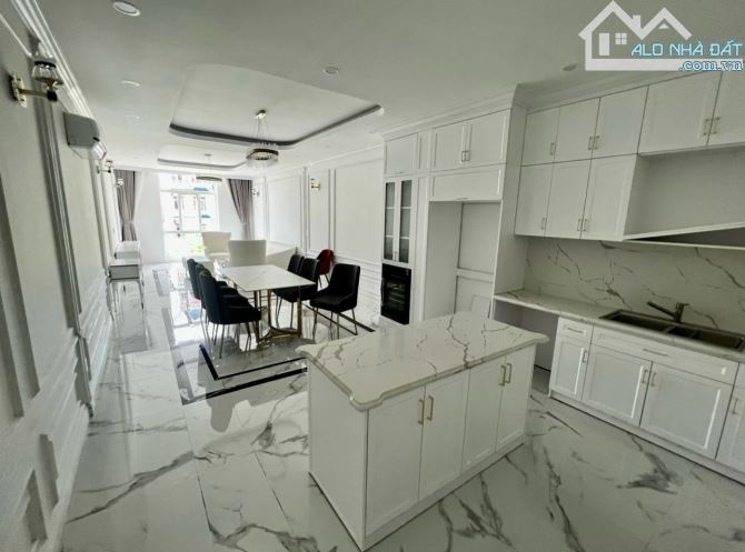 🌻 Bán toà nhà 5 tầng mặt tiền Nguyễn Văn Linh - Đang cho thuê 50 triệu/tháng - Gọi Bi