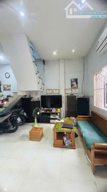 Ngộp Bank gấp Bán Nhà Tân Thới Nhất 01, 2 Tầng BTCT,  ngang 5,2m giá cực rẻ