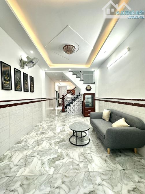 Chỉ 4.95 TỶ TL! 71M², 2 Tầng /3pn, HẺM Ô TÔ, Quang Trung Gò Vấp!
