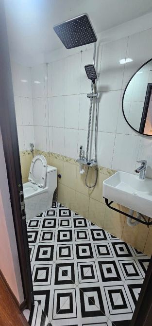 Bán nhà rẻ đẹp-Ngõ thông-Kim Giang-Thanh Xuân-37m2-5Tầng-MT4m-6.2 tỷ