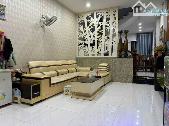👉 NHÀ ĐẸP TRÊN 3 TỶ Đường Nội Bộ Ô Tô, 2 Tầng P Ghềnh Ráng, Gần Biển TP Quy Nhơn