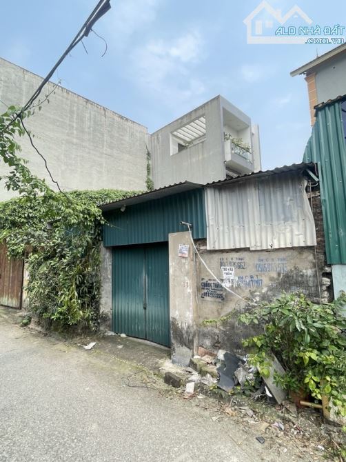 Đất Bát Khối - Đông Dư - Gia Lâm ô tô 7c vào nhà, ngõ thông...