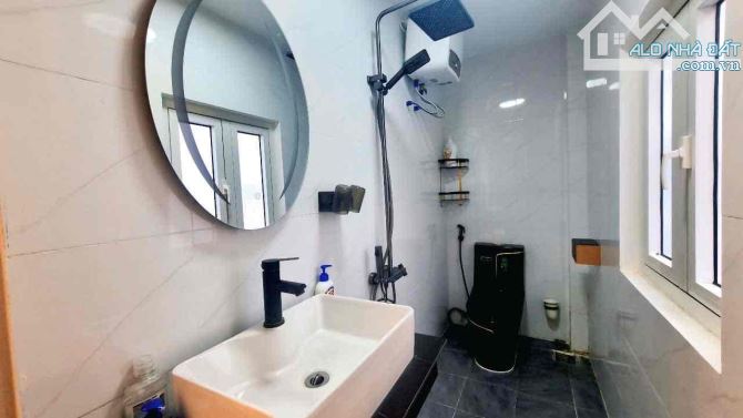 🏠 NHÀ 2.5 TẦNG – 3 MÊ, 3 MẶT KIỆT HẢI CHÂU – CHỈ HƠN 3 TỶ