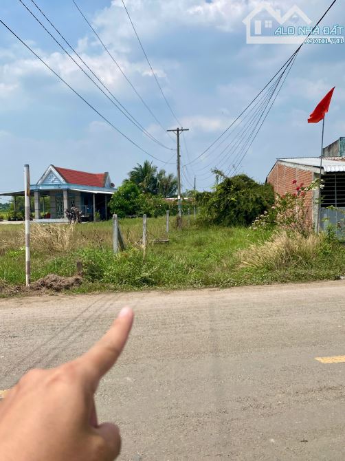 Đất mặt tiền Bàu Công kinh doanh mua bán tốt gần Vingroup