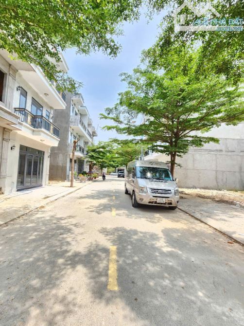 Cho thuê nhà Full nội thất  gần vòng xoay An Phú, phường An Phú, Thành phố Thuận An