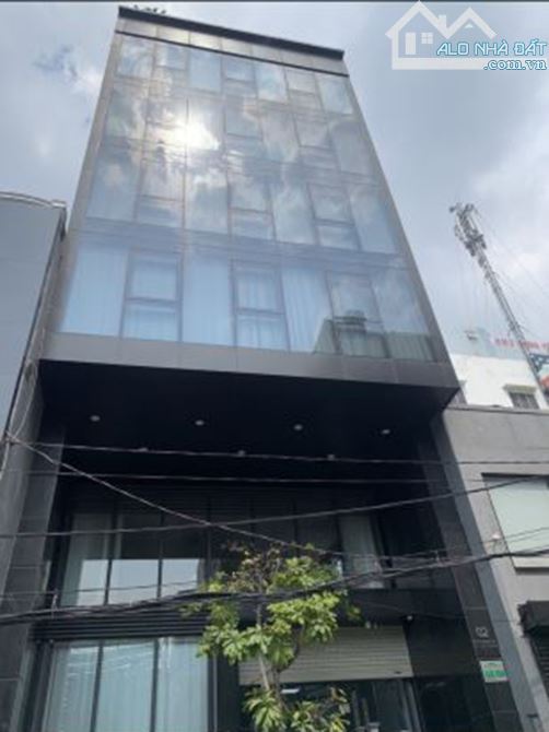 Bán Tòa Văn Phòng Mặt Phố Trần Khát Chân, Hai Bà Trưng DT 265m2, 9T, MT 9.3m