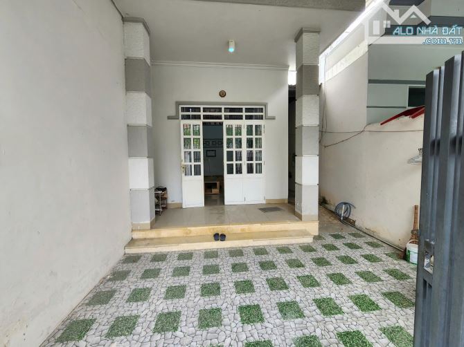 BÁN NHÀ CẤP 4 Giá rẻ 2 Tỷ – VĨNH NGỌC – HẺM 437 LƯƠNG ĐÌNH CỦA 🏡