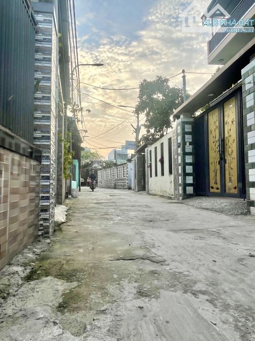 🎉🎉💥 Bán đất tặng nhà C4 gác lửng diện tích 120m2 ngang 6m ( nở hậu)