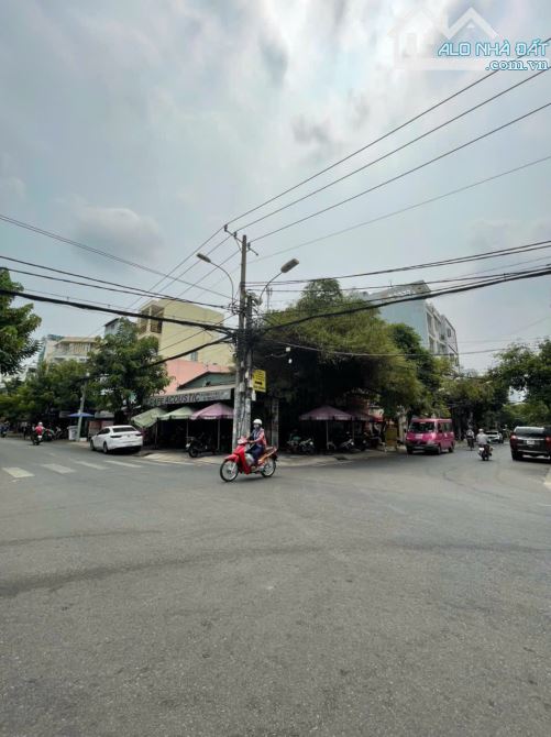 Bán nhà cấp 4 Dt 13,5x19m góc 2 MT đường 4F khu cư xá ngân hàng Quận 7