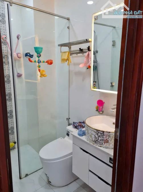 Siêu Đẹp Quận 5 - Lô góc 7m*21m, 3 Tầng Nguyễn Trãi, Phường 3 - Đường 8m chỉ 28 Tỷ TL