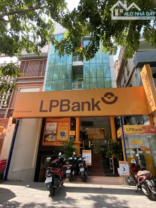 Ngộp bank, cần bán gấp mặt tiền Thành Thái, P14, Quận 10, DT: 5,6x22m, 4 tầng. HĐT: 100 tr