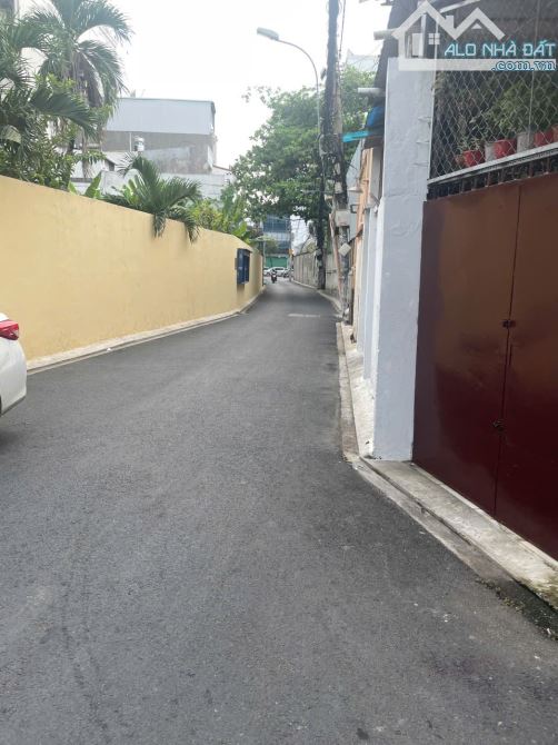 BÁN NHÀ SIÊU RẺ NGAY P8,PHÚ NHUẬN - DT 54m2,MT4m - XE HƠI ĐẬU CỬA - 3 BƯỚC RA MẶT PHỐ -