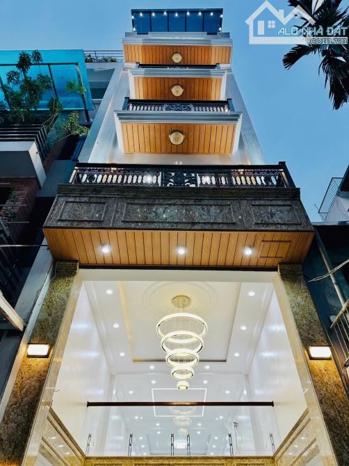 DUY NHẤT - CỰC HIẾM!!! BÁN NHÀ NGUYÊN HỒNG 60M2 - 6 TẦNG - MẶT TIỀN 5M - 32 TỶ KINH DOANH