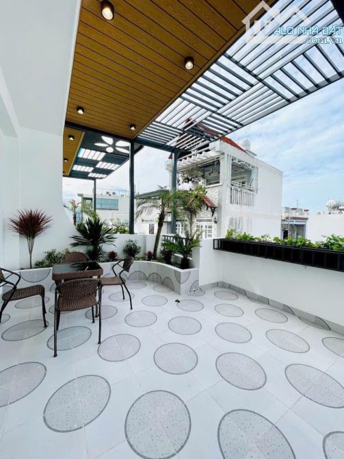 Nhà 2 tầng, tiện kinh doanh ngay Đặng Thùy Trâm, Bình Thạnh. Giá: 3 Tỷ 120 / 60m2. Hẻm lớn - 10