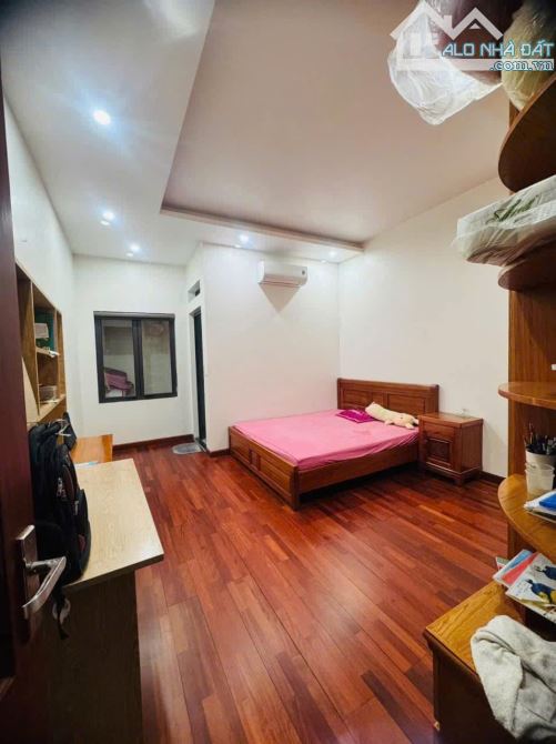 Nhà đẹp gốc dân Lô Góc Trung Lực -  Đằng Lâm. DT 90m2 x 3.5T - 11