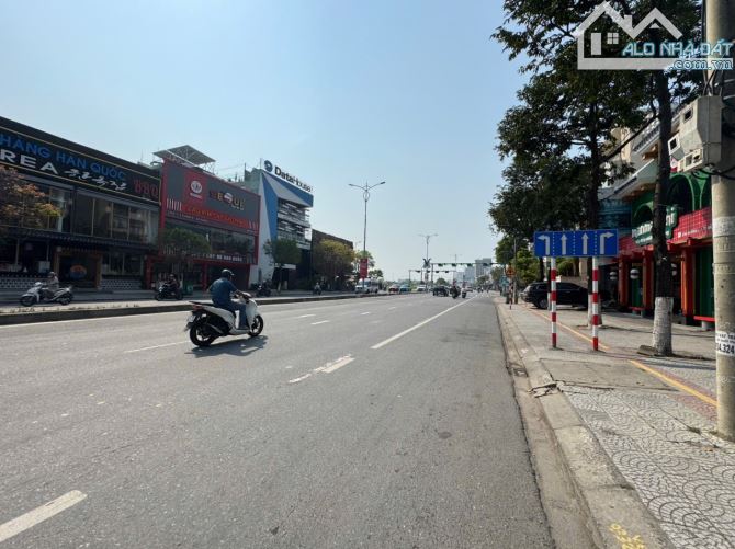 🌟🌟CẦN BÁN NHÀ 4 TẦNG TRỐNG SUỐT ĐƯỜNG 2/9- NGANG 7.5M- GẦN PHÒNG CÔNG CHỨNG HẢI SÂM - 1