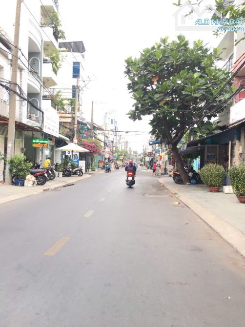 NHÀ CẤP 4 (80M2) - HẺM Ô TÔ - NGUYỄN KIỆM - RA PHẠM VĂN ĐỒNG 🔥 - ĐẤT VUÔNG VỨC - 1