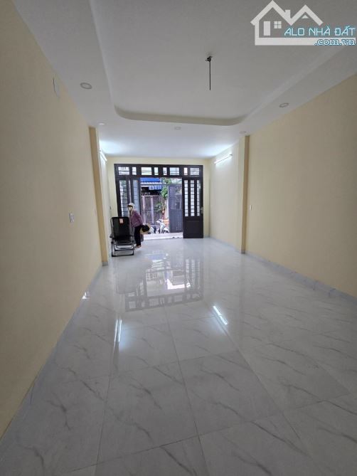 8.5TỶ - HẺM XE HƠI THÔNG - 4TẦNG - 4 x 20 - TÂN PHÚ - F.TÂN QUÝ - 1
