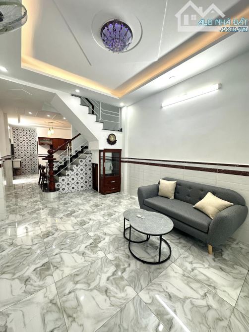 Chỉ 4.95 TỶ TL! 71M², 2 Tầng /3pn, HẺM Ô TÔ, Quang Trung Gò Vấp! - 1