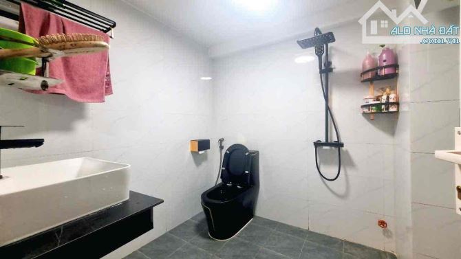 🏠 NHÀ 2.5 TẦNG – 3 MÊ, 3 MẶT KIỆT HẢI CHÂU – CHỈ HƠN 3 TỶ - 1