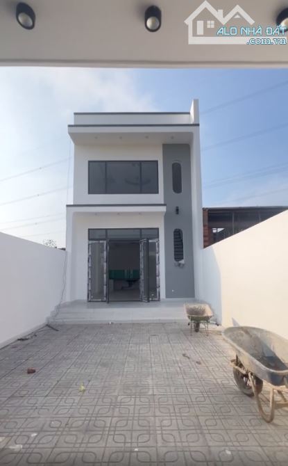 Nhà mới xây đẹp, kiên cố, rộng rãi đầy đủ công năng 3PN giá 1ty950 - 1