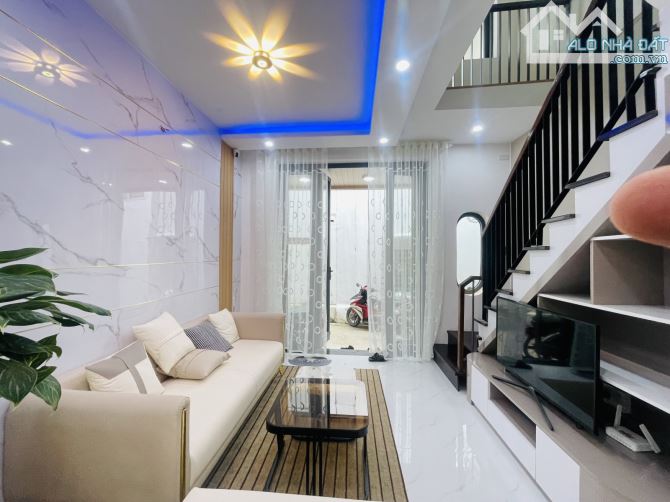 SIÊU HIẾM ‼CẦU RỒNG - DỌN VÀO Ở NGAY - SẴN DÒNG TIỀN VIP - CÔ GIANG - HẢI CHÂU 45M2, 2 TẦN - 1