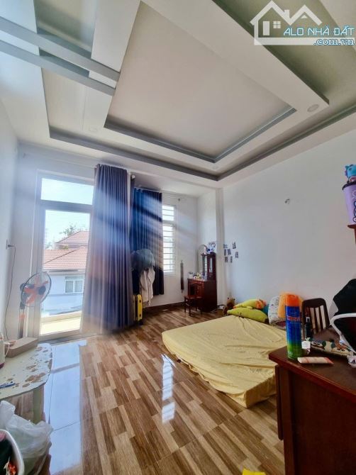 BÁN NHÀ 4 TẦNG HẺM XE HƠI, PHƯỜNG HIỆP PHÚ, QUẬN 9 - 3