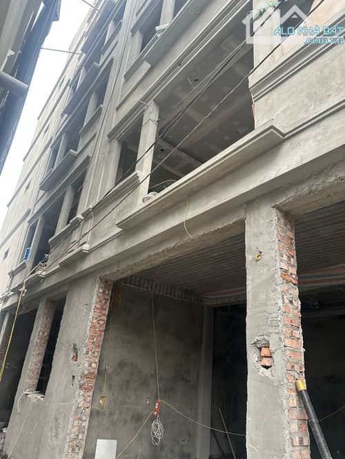 Bán nhà phố Trường Lâm , DT 30m2 , MT 5.2m , 5 Tầng , Giá 5.9 tỷ ,Gần bệnh viện-Trung tâm - 2