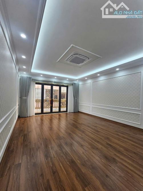 BÁN NHÀ MẶT PHỐ ĐÔNG QUAN – 60M² – 6 TẦNG – Ô TÔ TRÁNH – KINH DOANH – THANG MÁY - 2