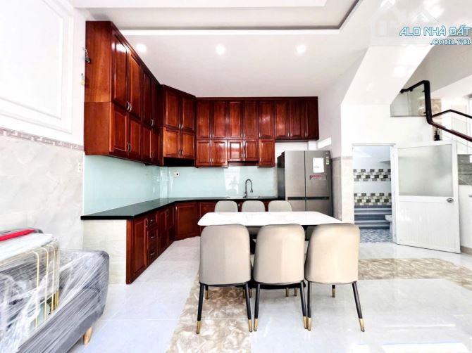 Chỉ 6.3 TỶ TL! 56M², 3 Tầng /4pn, HẺM Ô TÔ, Phan Văn Trị Gò Vấp! - 2
