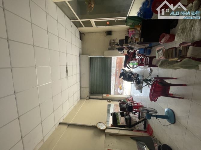 cần bán, vị trí siêu đẹp, Lê Văn Khương Hiệp Thành Quận 12, Ngang 10 × dài 14, 3 tầng - 2