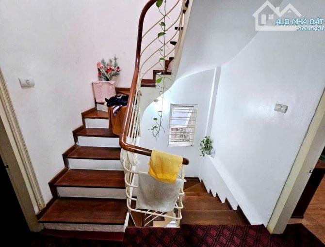 Bán nhà phố Vương Thừa Vũ, 40m², 4 tầng, giá 8.9 tỷ – Phân lô, ô tô tránh, thiết kế đẹp - 2