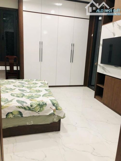 CỰC PHẨM NGAY SÁT MẶT PHỐ-LôGóc Phố Thái Hà 32m/ 6T Thang máy, MT 7.4m 11.85 Tỷ - 2