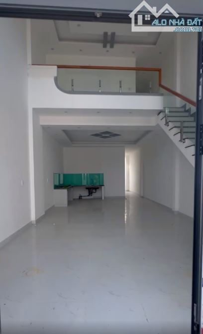 Nhà mới xây đẹp, kiên cố, rộng rãi đầy đủ công năng 3PN giá 1ty950 - 2