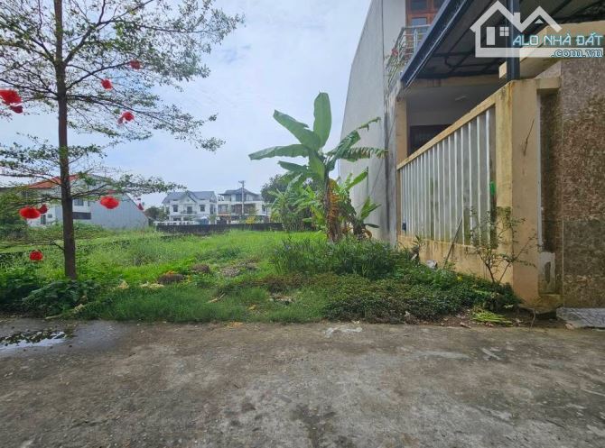 BÁN ĐẤT NGỌC ANH GẦN PHẠM VĂN ĐỒNG CẠNH KQH - 2