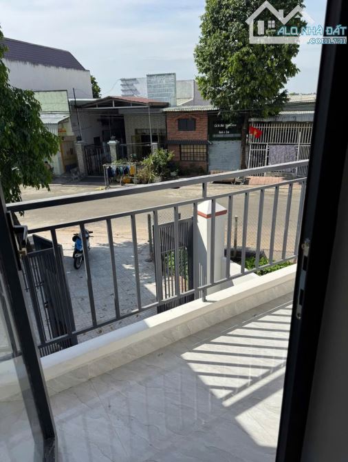Cần bán gấp Nhà ở đường Bà Điểm Huyện Hóc Môn Hồ Chí Minh cần bán với giá 790 triệu - 2
