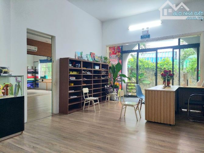 200M2 BÁN ĐẤT TẶNG BIỆT THỰ CẠNH ĐƯỜNG VÕ NHƯ HƯNG_KD SIÊU SẦM UẤT - 2