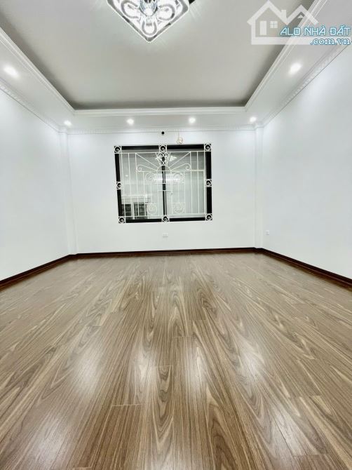 PHÂN LÔ GIẢI PHÓNG - Ô TÔ TRÁNH ĐỖ - DT 80M 5 TẦNG THANG MÁY MỚI KINH DOANH, NGON RẺ - 3