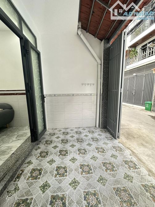 Chỉ 4.95 TỶ TL! 71M², 2 Tầng /3pn, HẺM Ô TÔ, Quang Trung Gò Vấp! - 3