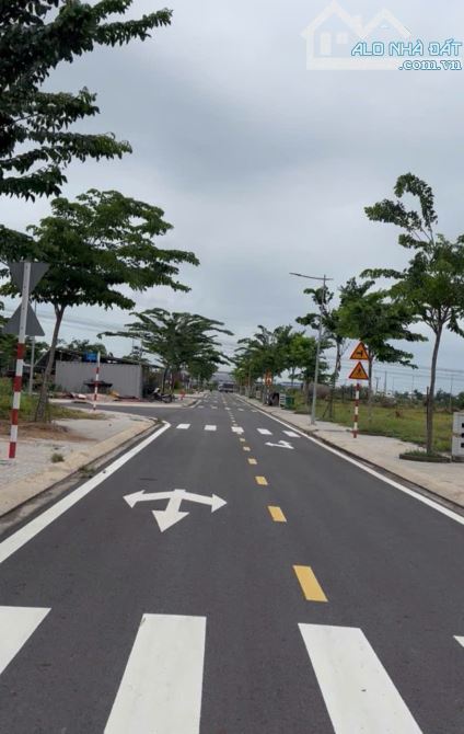 CHỦ KẸT TIỀN CẦN  BÁN GẤP LÔ ĐẤT GIÁP DANH BÌNH CHÁNH, DT90M2, GIÁ 1TY550, SHR - 3