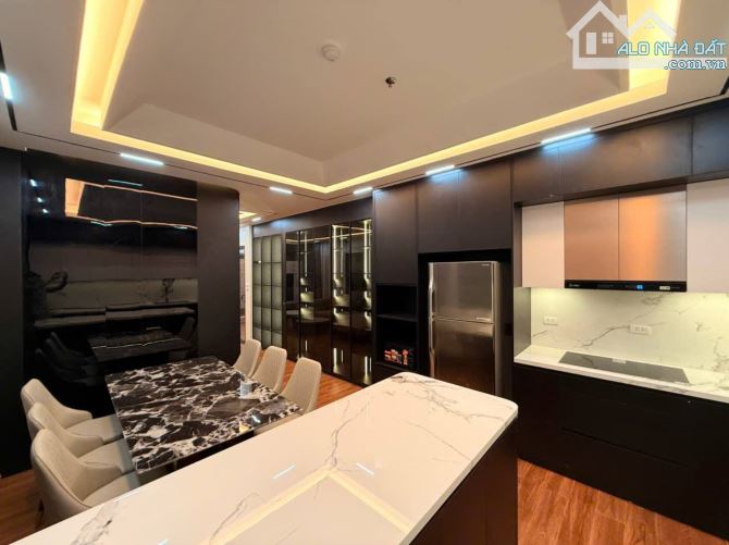 NHÀ PHỐ TRỊNH CÔNG SƠN, TÂY HỒ - 10 TẦNG THANG MÁY XÂY MỚI HIỆN ĐẠI – CHO THUÊ 200TR/THÁNG - 3