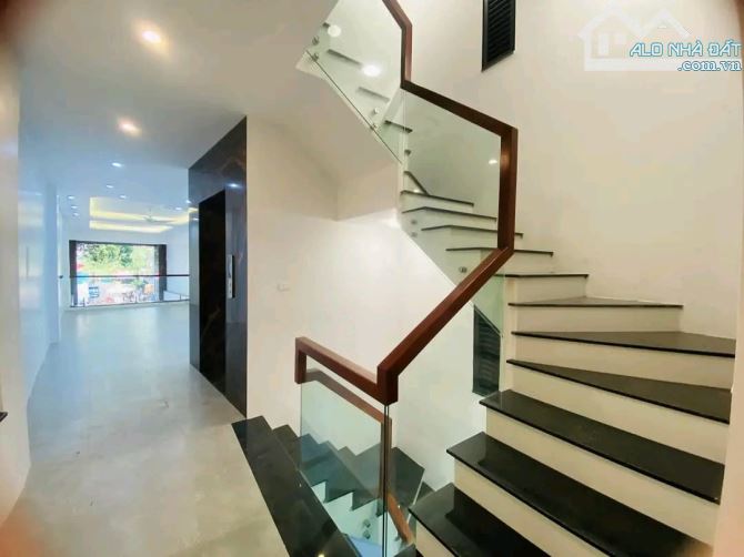 Thanh Nhàn, Đẹp nhất phố, Hè rộng, 8 tầng TM, 2 thoáng, KD đỉnh.110m2, 37.5 tỷ. - 3