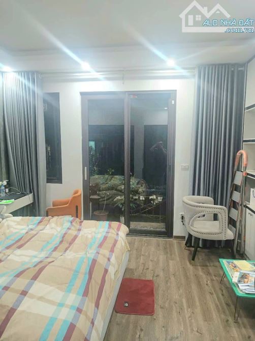 Chỉ 10m Ra Mặt Phố, Nhà Phố Bờ Sông Sét, 36m2, 5 Tầng, MT:4.7m, Giá 7.85 Tỷ. - 4