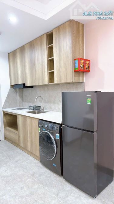BÁN NHÀ - 11 PHÒNG (1 NGỦ + 1 KHÁCH) - TT ĐỐNG ĐA - LÔ GÓC - 7 TẦNG THANG MÁY - 80M RA PHỐ - 4