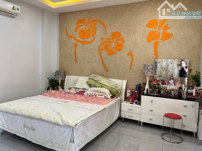 GG BÁN NHÀ ĐẸP 4 TẦNG ĐỐI DIỆN KDC VẠN PHÚC. DT: 100M2.TẶNG FULL NỘI THẤT. - 4