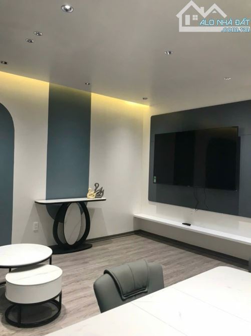 Cho thuê căn hộ 2 ngủ cao cấp giá 13tr tại KĐT Waterfront - 4