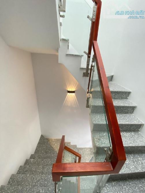Bán nhà vị trí tuyệt đẹp, hẻm xe hơi, Bà Hom Quận 6, 39m2, 4 Tầng, 4 PN, 4 WC, giá 6,1 tỷ - 4