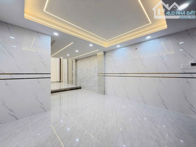 52M2, NHÀ PHỐ  HIỆN ĐẠI - 5 TẦNG, FULL NỘI THẤT - HẺM XE HƠI NGỦ TRONG NHÀ, GIÁ 7.4 - 4