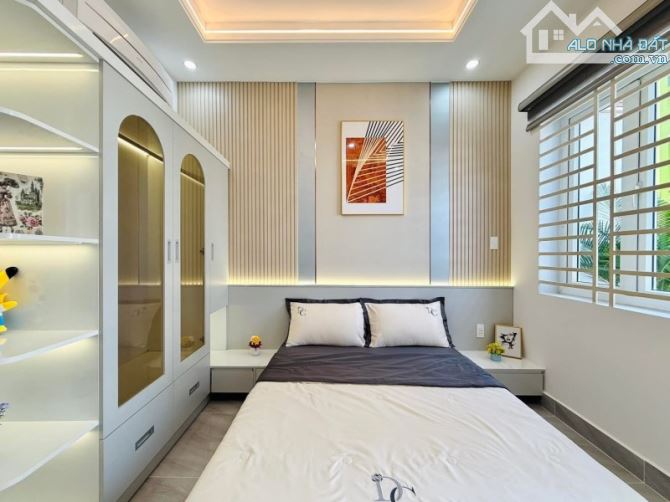 BÁN NHÀ NGAY CV LÀNG HOA P.9 GÒ VẤP, HẺM Ô TÔ, 48M2, 4T 3PN 4WC ST CHỈ 5.95 TỶ - 4