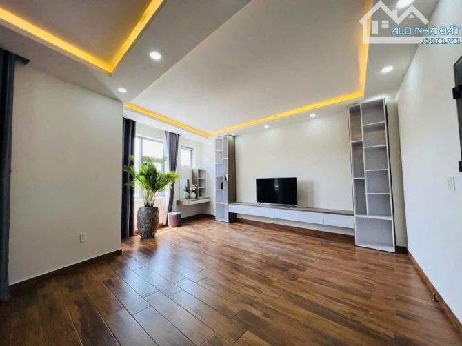 Nhà Hiệp Thành TDM : 1 trệt 2 lầu mt Nguyễn Đức Thuận - 5